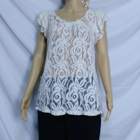 Adorable. Shear lace pullover top! - Picture 3 of 7